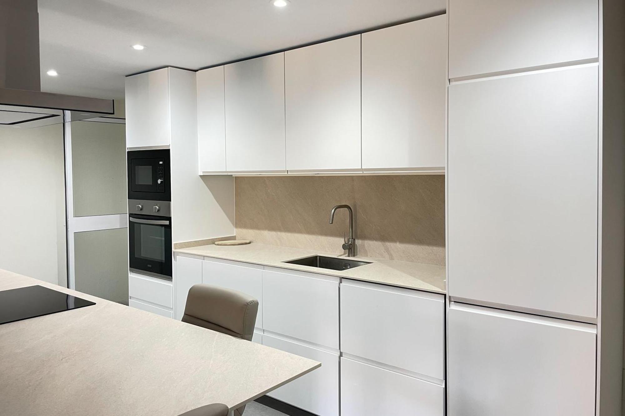 2 Bedroom 2 Bathroom Apartment In The Heart Of Fuengirola With Big Terrace And Free Parking Space Close To Beach Kültér fotó